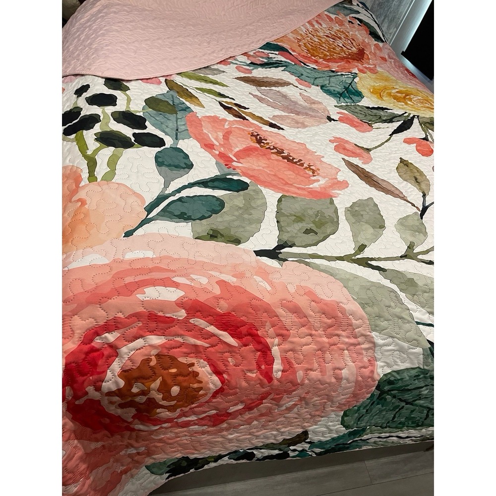 Queen Size Multi color/pink floral Quilted Quilt Bedspread‎